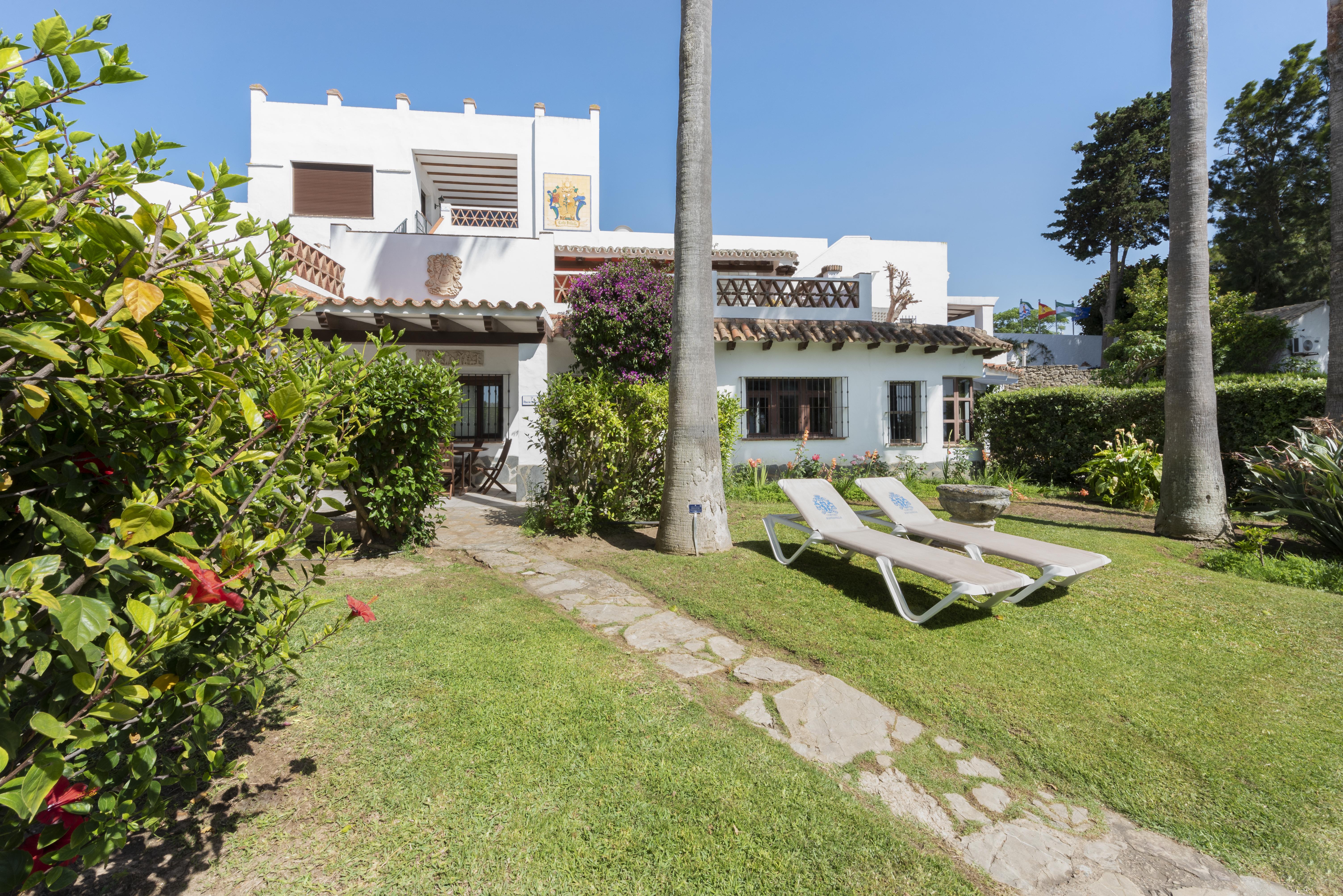 Suites Cortijo Fontanilla Кониль-де-ла-Фронтера Экстерьер фото