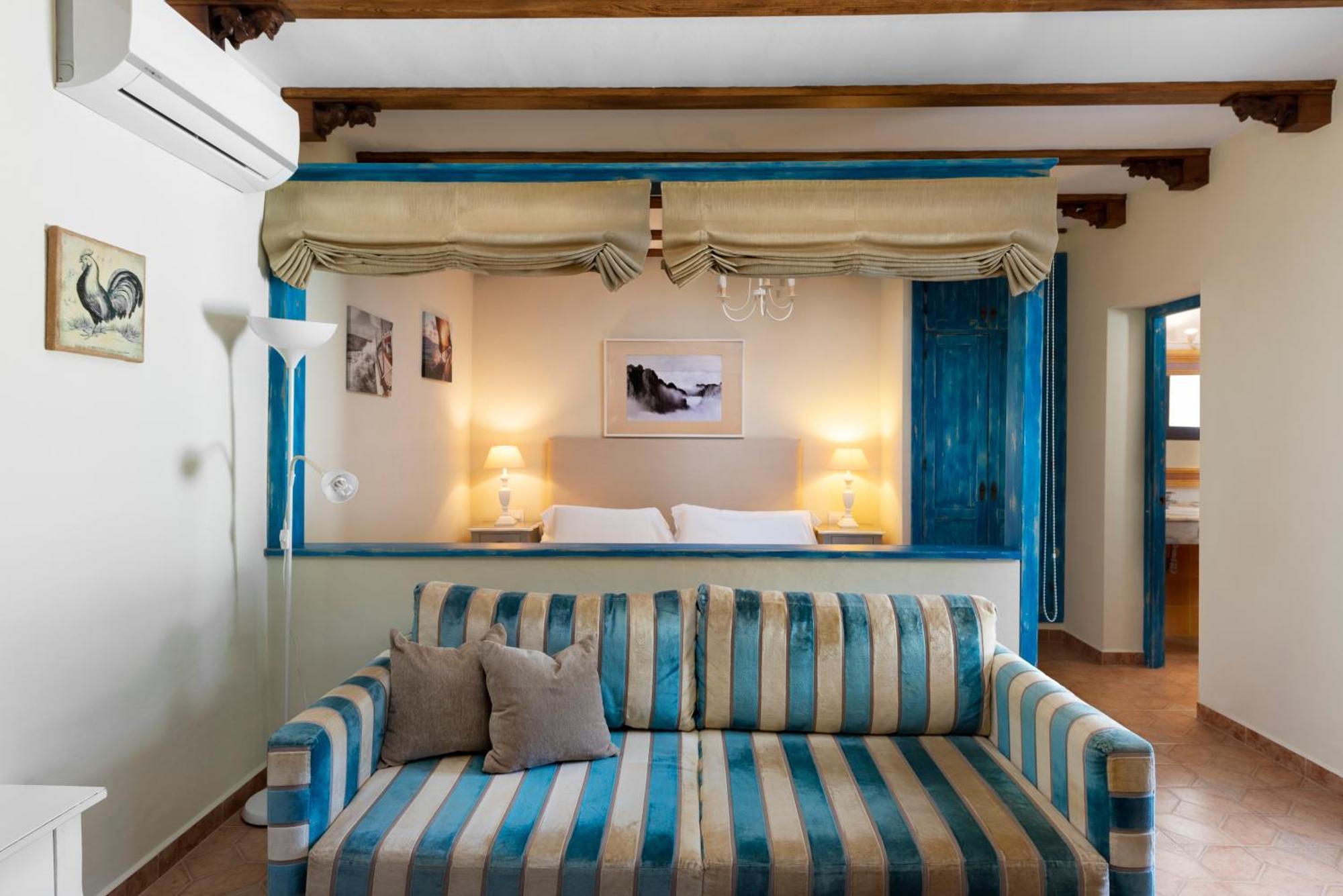 Suites Cortijo Fontanilla Кониль-де-ла-Фронтера Экстерьер фото