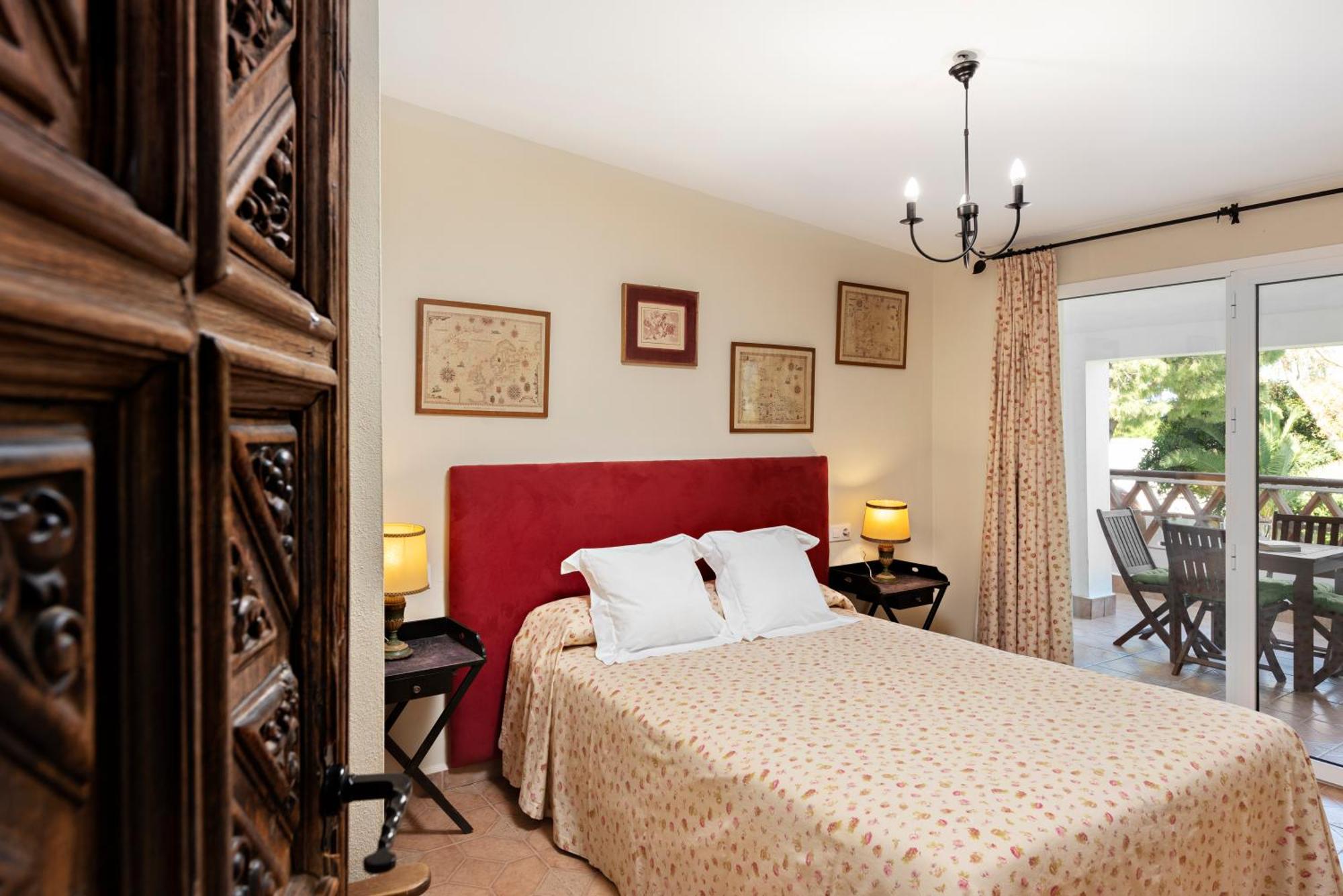 Suites Cortijo Fontanilla Кониль-де-ла-Фронтера Экстерьер фото