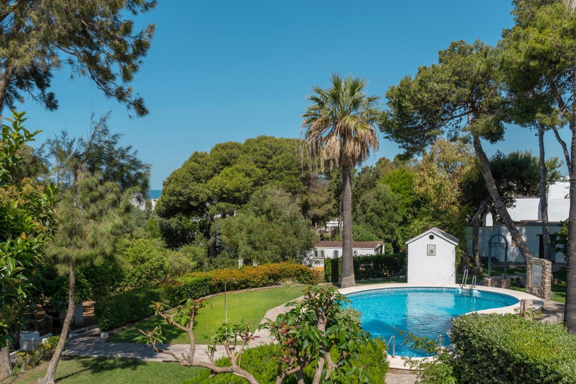 Suites Cortijo Fontanilla Кониль-де-ла-Фронтера Экстерьер фото